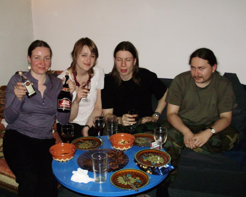 4_1240569555.jpg